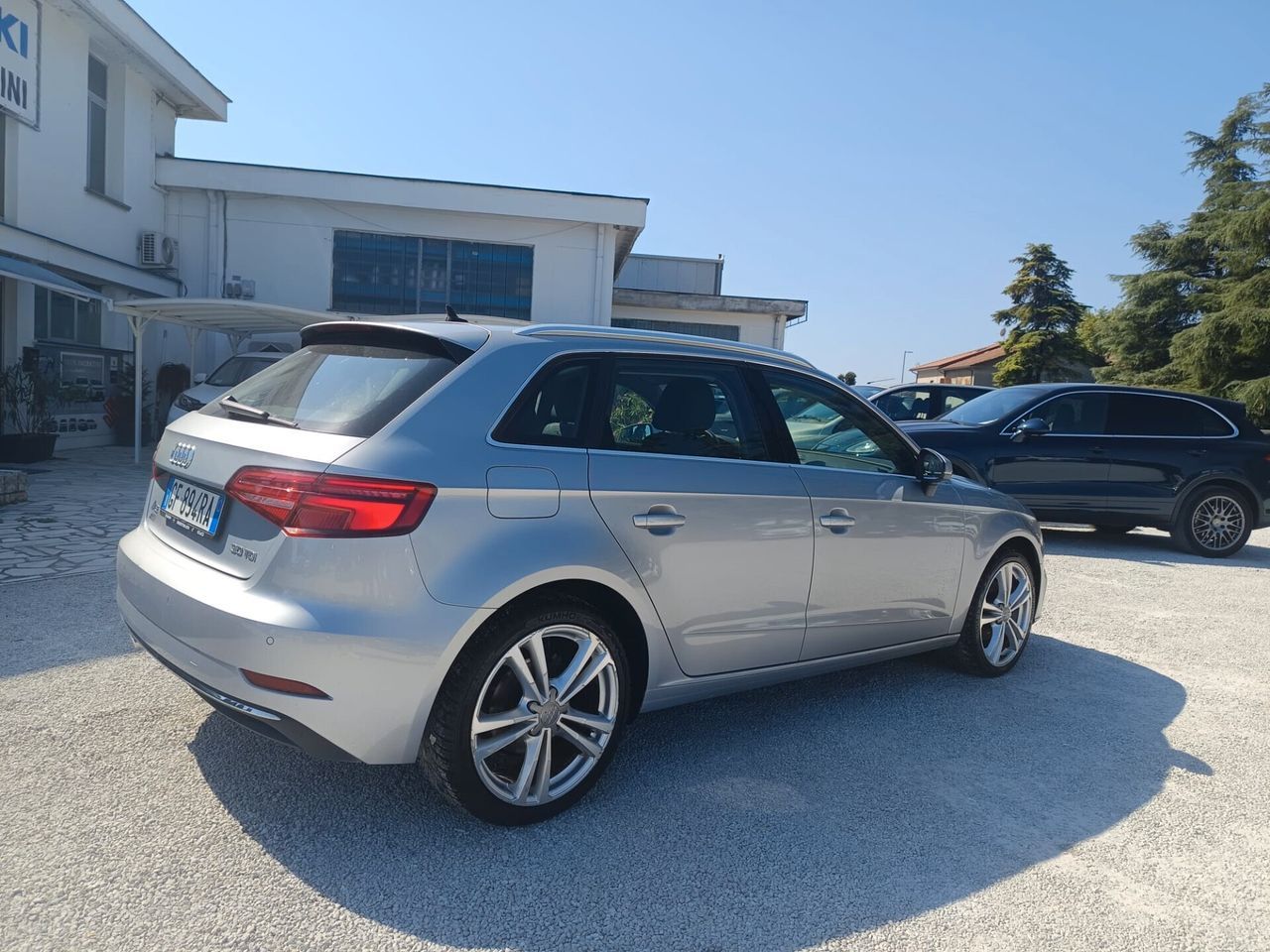 Audi A3 SPB 30 TDI S tronic Pack Sport Tua a 247 imagem 3