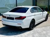 BMW 530d*Garantie bis 03/2028*AHK*ACC*Pano*Leder - BMW 530 mit Diesel-Antrieb: Limousine, Garantie