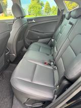 Hyundai TUCSON 1.6 CRDi DCT Premium 2WD P., neuer Motor! - Hyundai TUCSON von privat