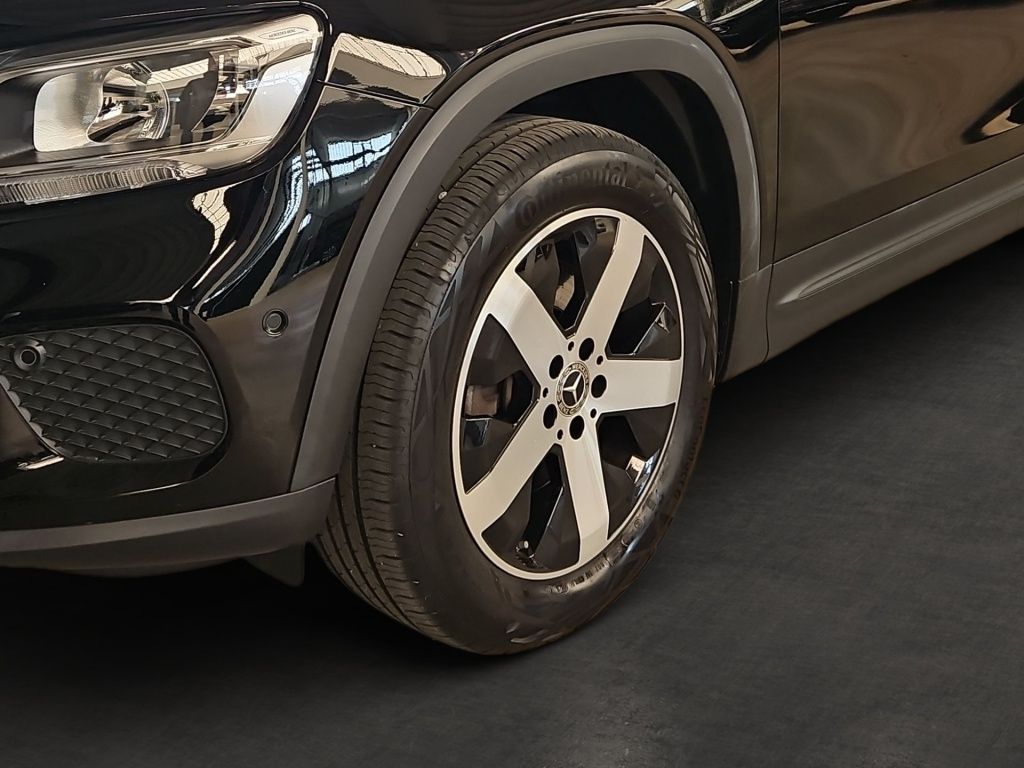 Fahrzeugabbildung Mercedes-Benz GLB 220 d 4M STYLE AHK Navi LED-NB SHZ KAM DAB