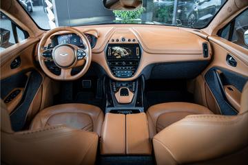 صورة 9 لـ 2021 Aston Martin DBX