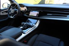 AUDI Q8 50 TDI quattro/ S-LINE/ PANO/ MATRIX/ STANDHZ AUDI Q8 50 TDI quattro/ S-LINE/ PANO/ MATRIX/ STANDHZ