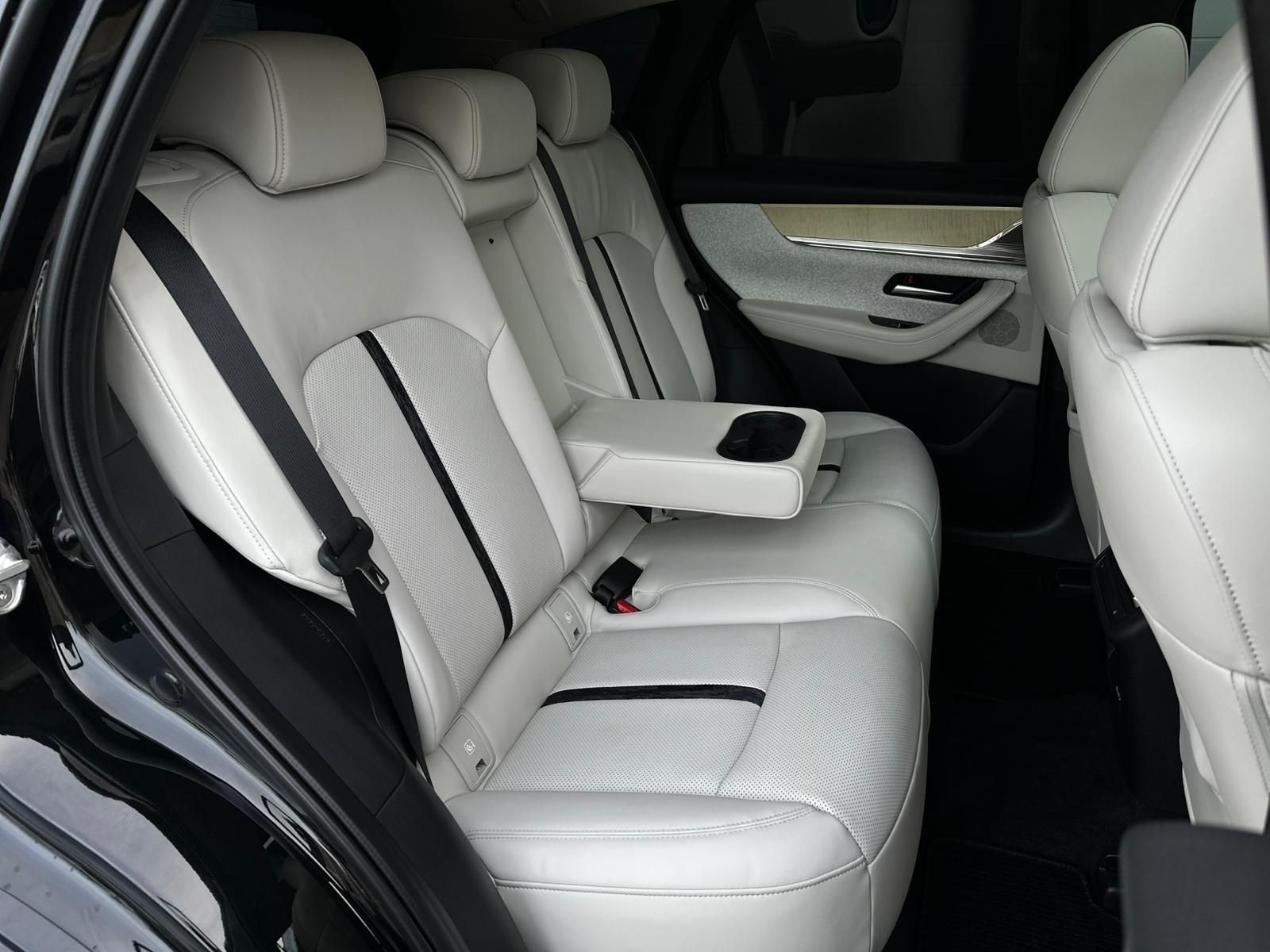 MAZDA CX-60 3.3D TAKUMI AWD* LED#PANO#4xSHZ#LH#KEYLESS - Image 18