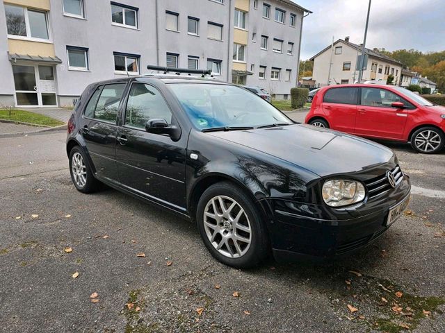 Volkswagen GOLF GTI 1,8T 179PS