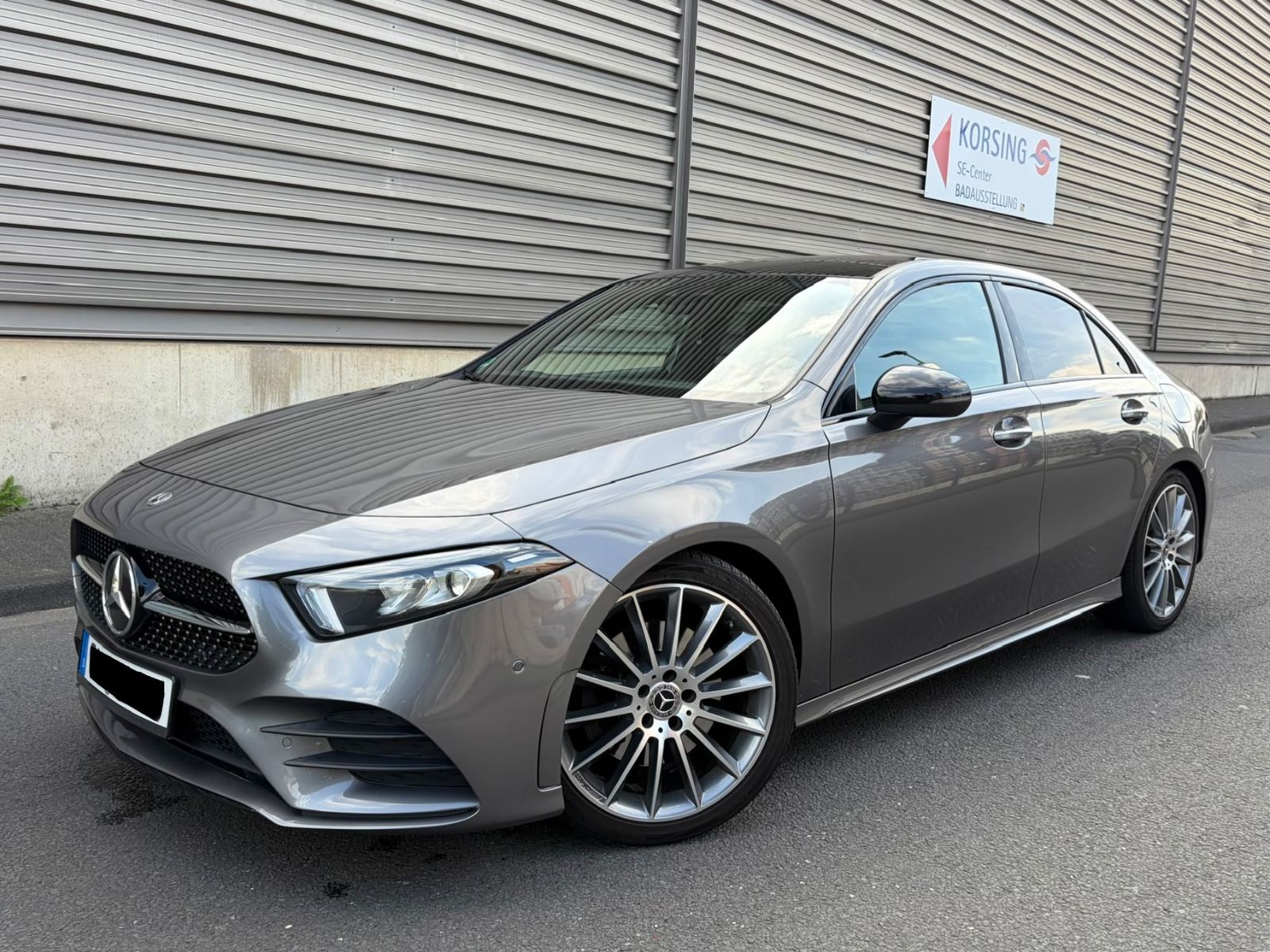 MERCEDES-BENZ A250 4MATIC AMG Line Interieur/Exterieur Panoram