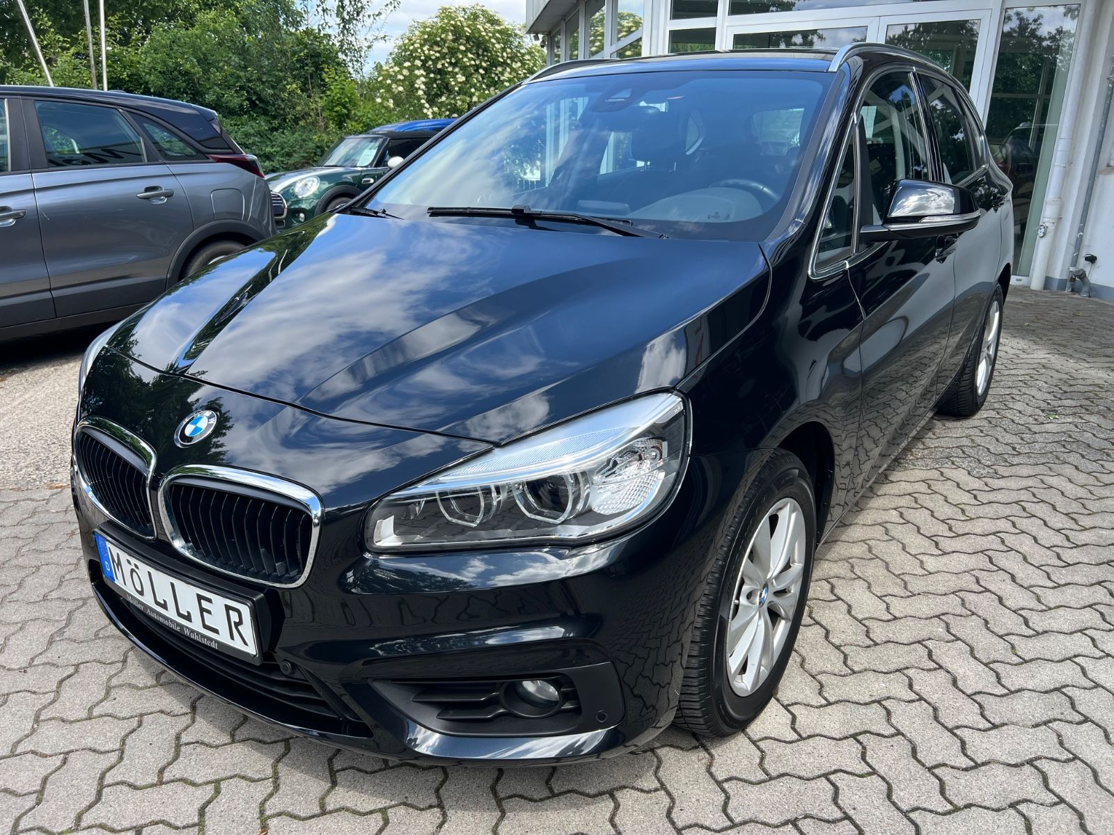 BMW 218 Active Tourer Advantage Aut. Navi LED 1.Hand