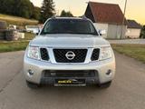 Nissan Navara Pickup Double Cab LE V6 4X4 - Nissan: Pick