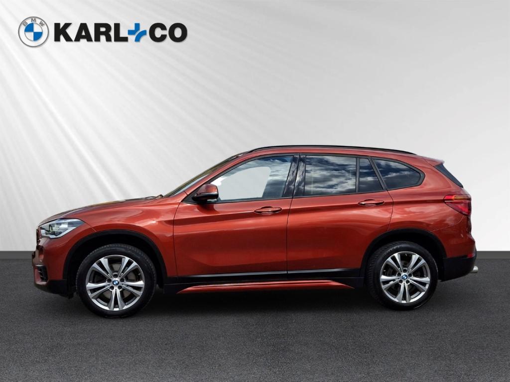 BMW X1 20i sDrive Sport Line LED PDC RFK SHZ HiFi