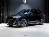 BMW X7 M50i xDrive, B&W, Sky lou - BMW X7 M50 aus 2020
