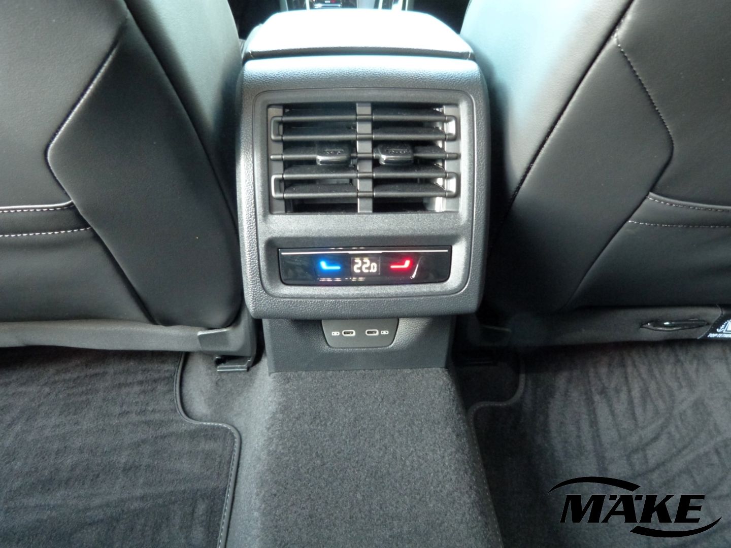 Golf Variant 2.0 TDI R-Line,100.000 Km/3 Jahre G