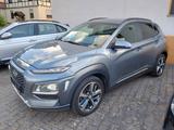 Hyundai Kona Premium 4WD - silberne Hyundai KONA