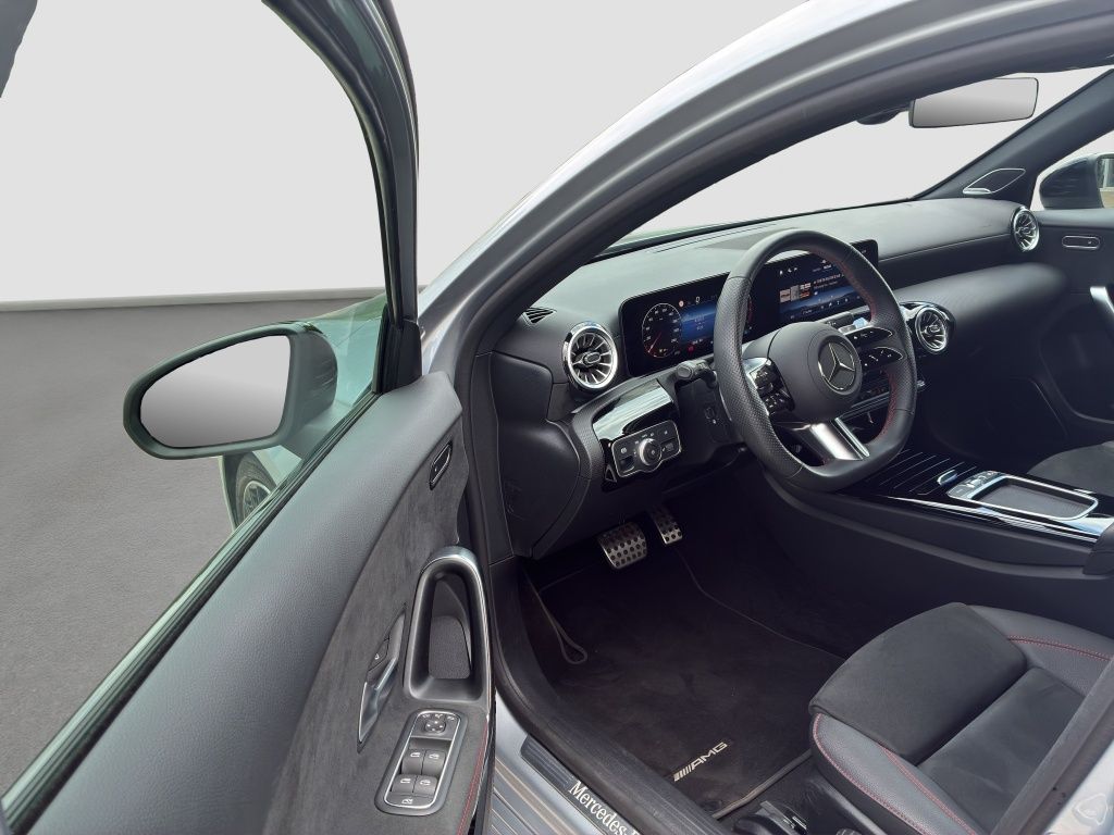 Fahrzeugabbildung Mercedes-Benz A 200 AMG*NIGHT*PSD*M-BEAM*RFK*TOTW*K-GO*19''*