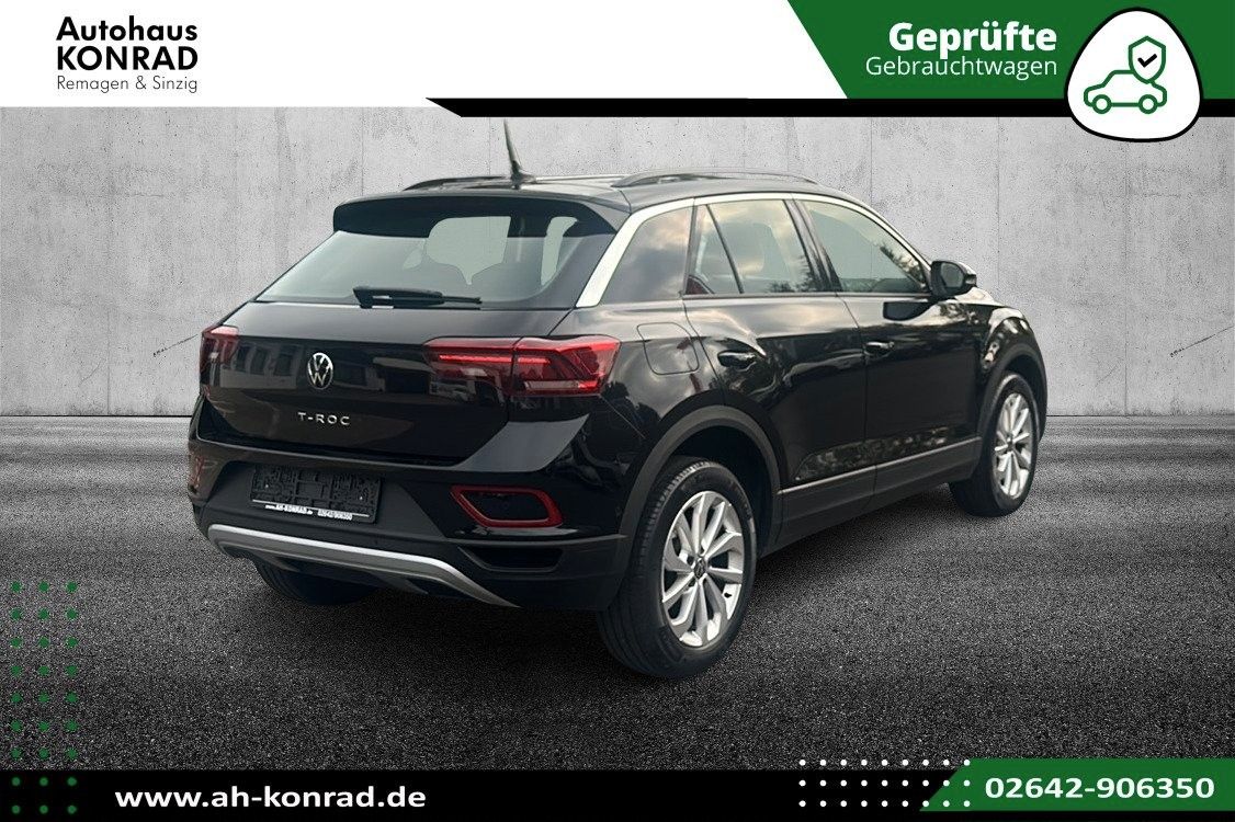 Fahrzeugabbildung Volkswagen T-Roc Life 1.0 TSI 81kW *NAVI*PDC*