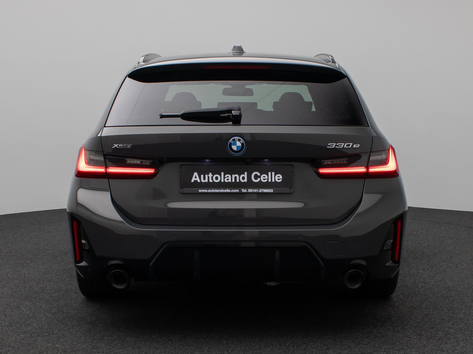 Fahrzeugabbildung BMW 330e xD M Sport Pro Panorama Kamera HUD DAB H/K