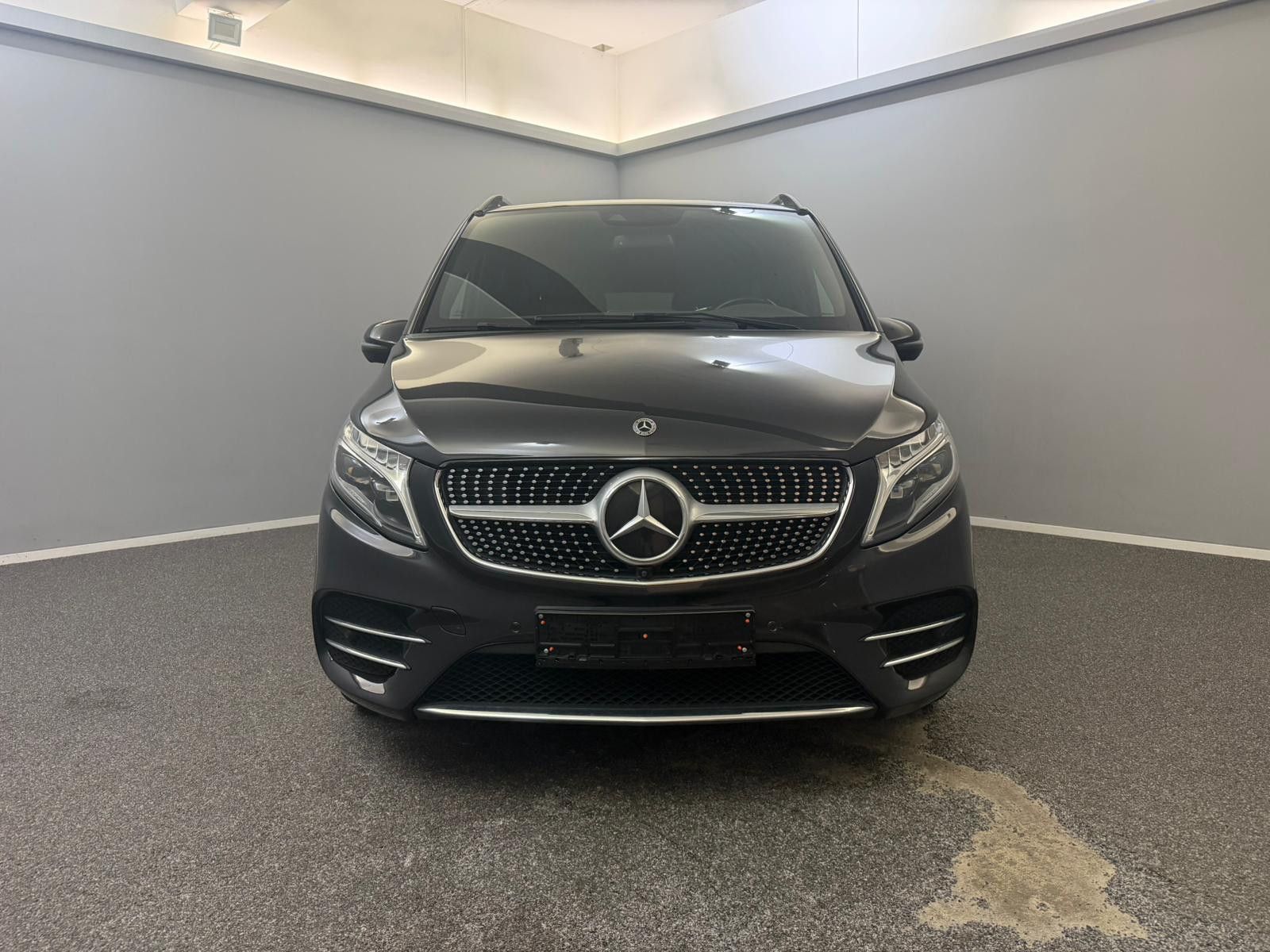 Mercedes-Benz V 300d Lang AMG LINE 2x SCHIEBE*SITZKLIM*BURM imagem 2