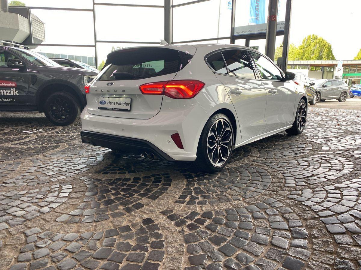 Ford Focus St-Line / Winterpaket/LED/Navi/PDC/CarPlay
