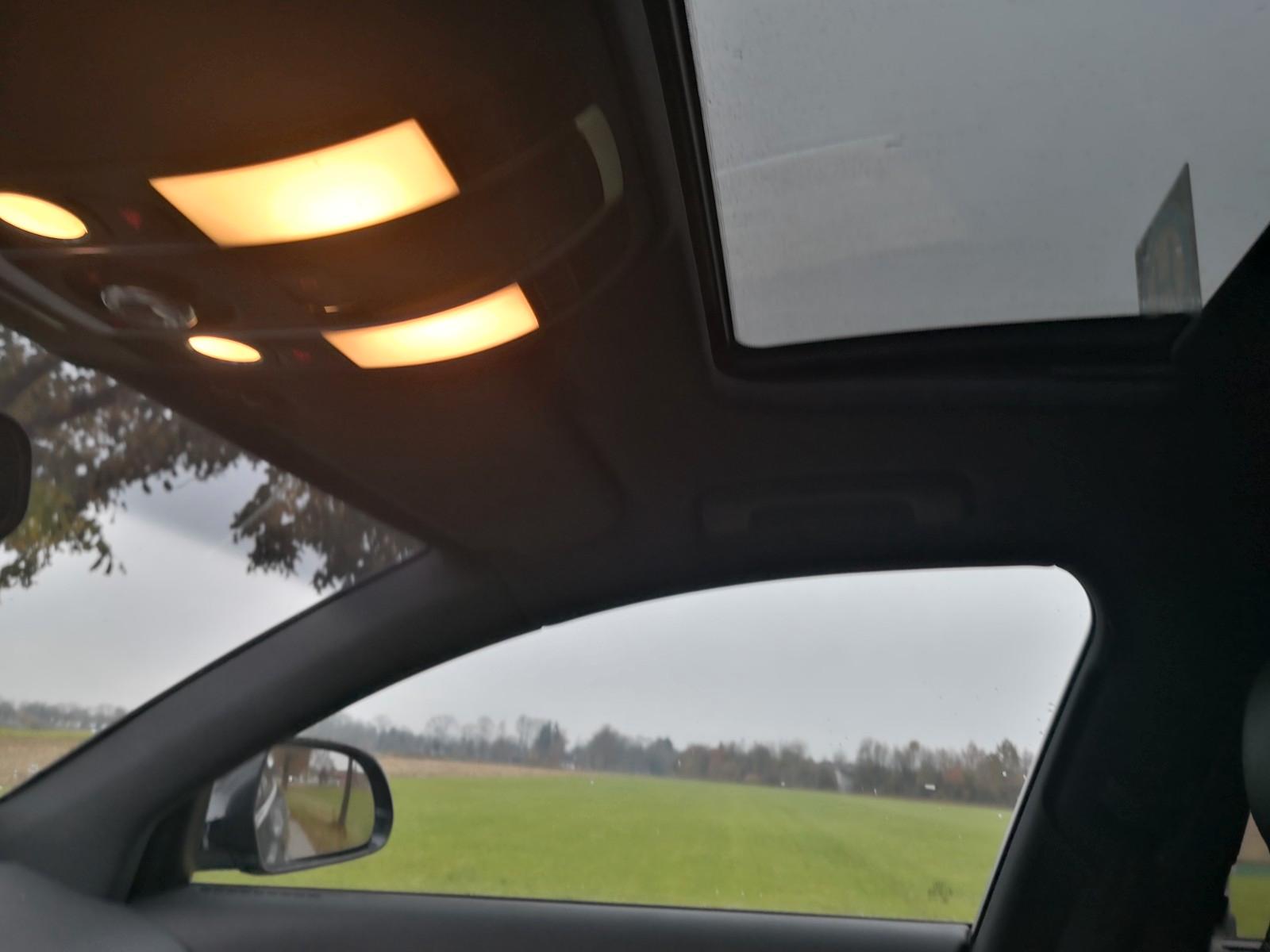 Audi Quattro 2011 — photo 15