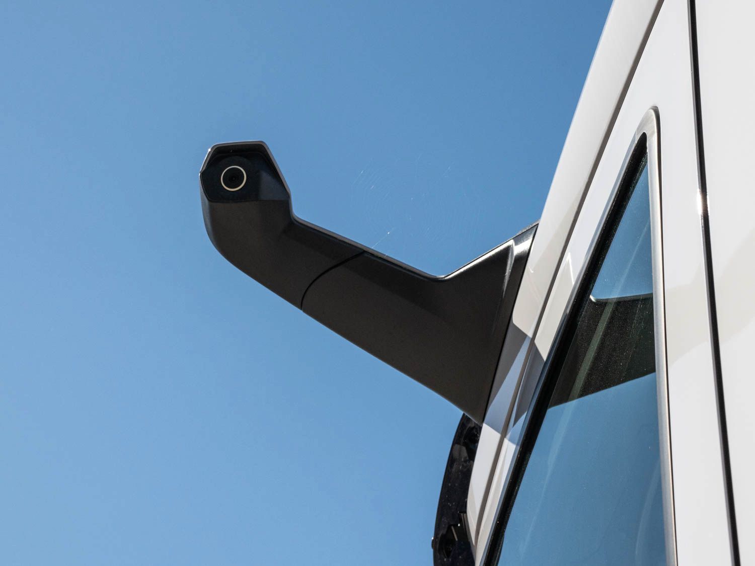 Fahrzeugabbildung DAF XF 530 FAW mit VDL Abrollkipper