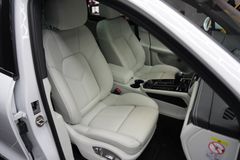 PORSCHE Macan S*CHRONO*PANO*PDLS+*ACC*360*BICOLOR*MEMORY PORSCHE Macan S*CHRONO*PANO*PDLS+*ACC*360*BICOLOR*MEMORY