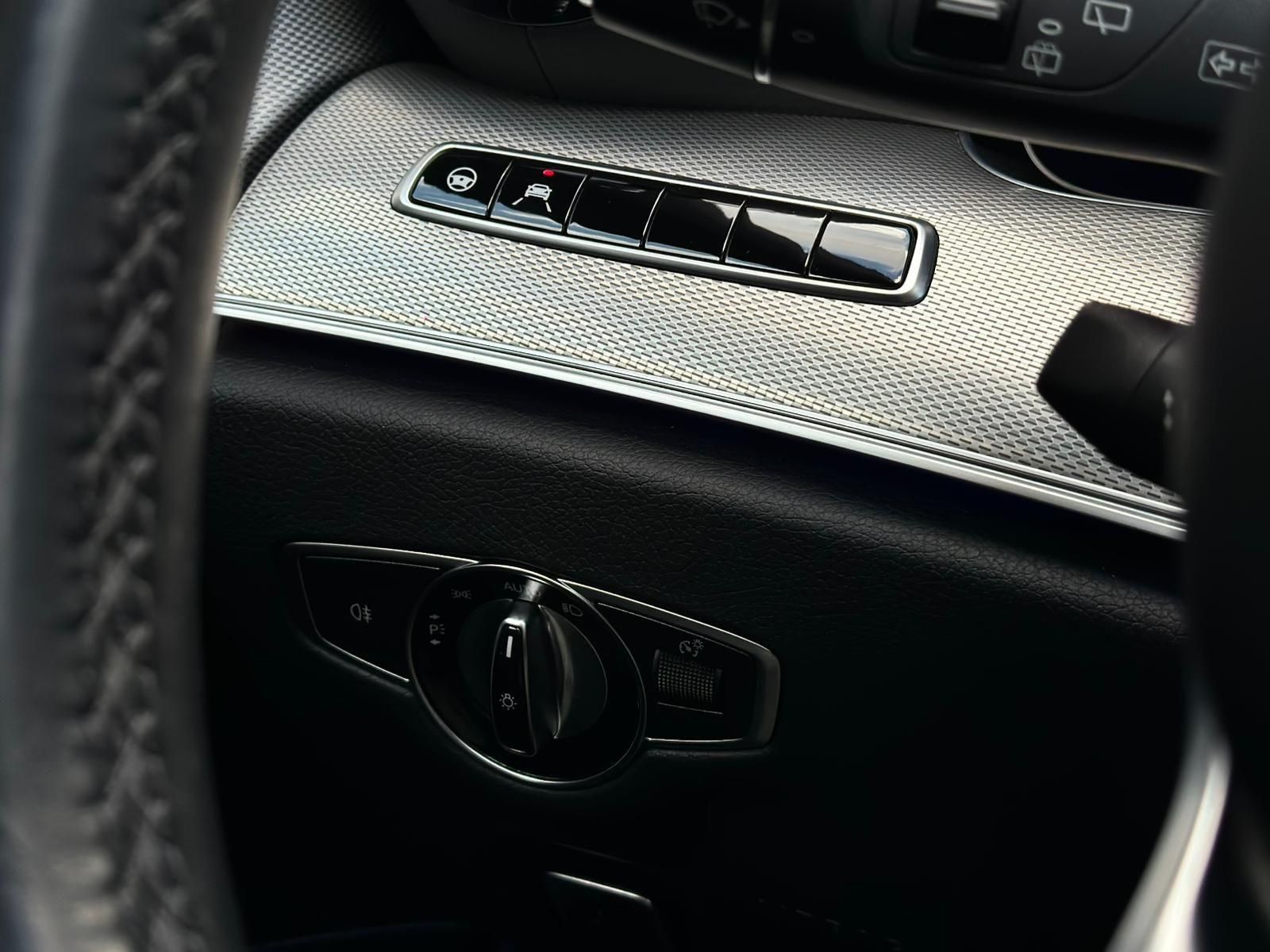 MERCEDES-BENZ E300T de AMG MULTIBEAM#SH#SHZ#360CAM#NAVI#DISTRO - Image 19