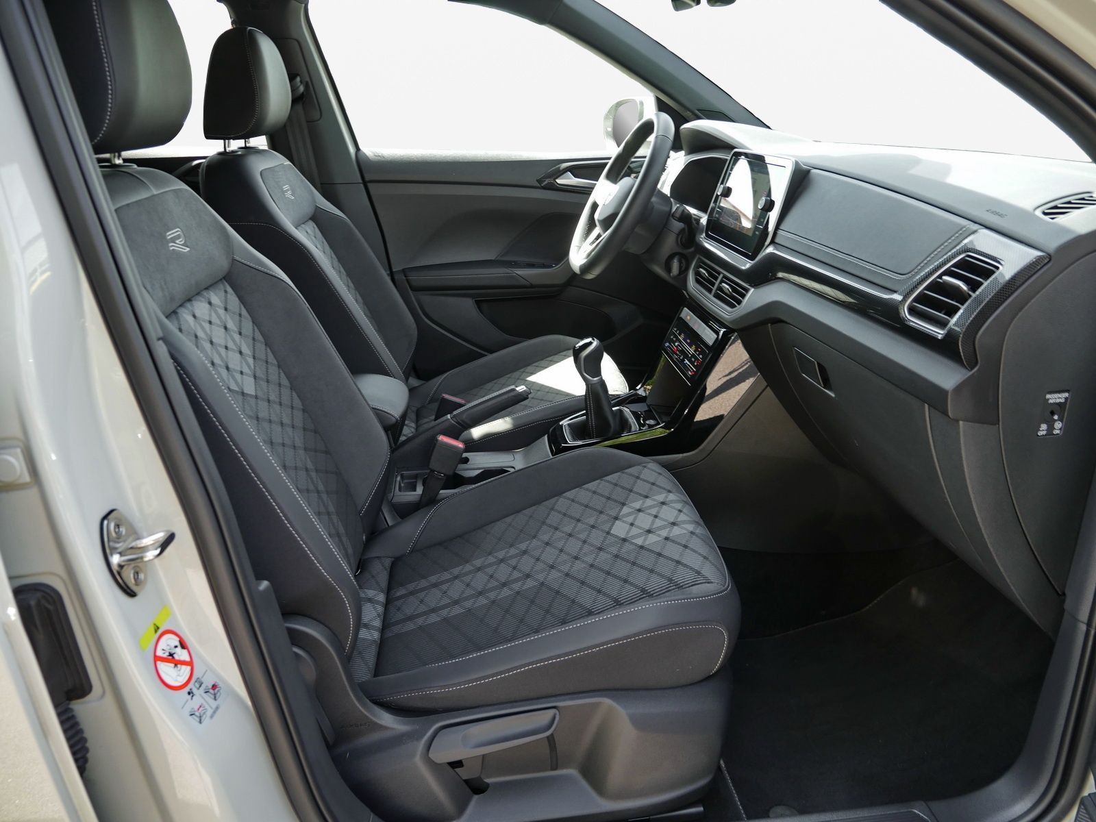 Volkswagen T-Cross - Bild 6