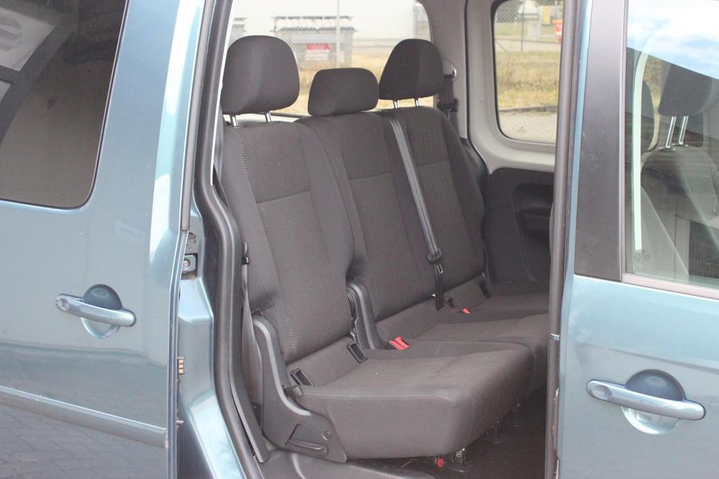 Volkswagen Caddy Maxi 1,4  7 Sitze AHK