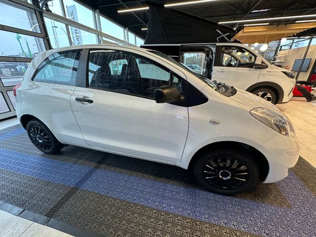Toyota Yaris Basis