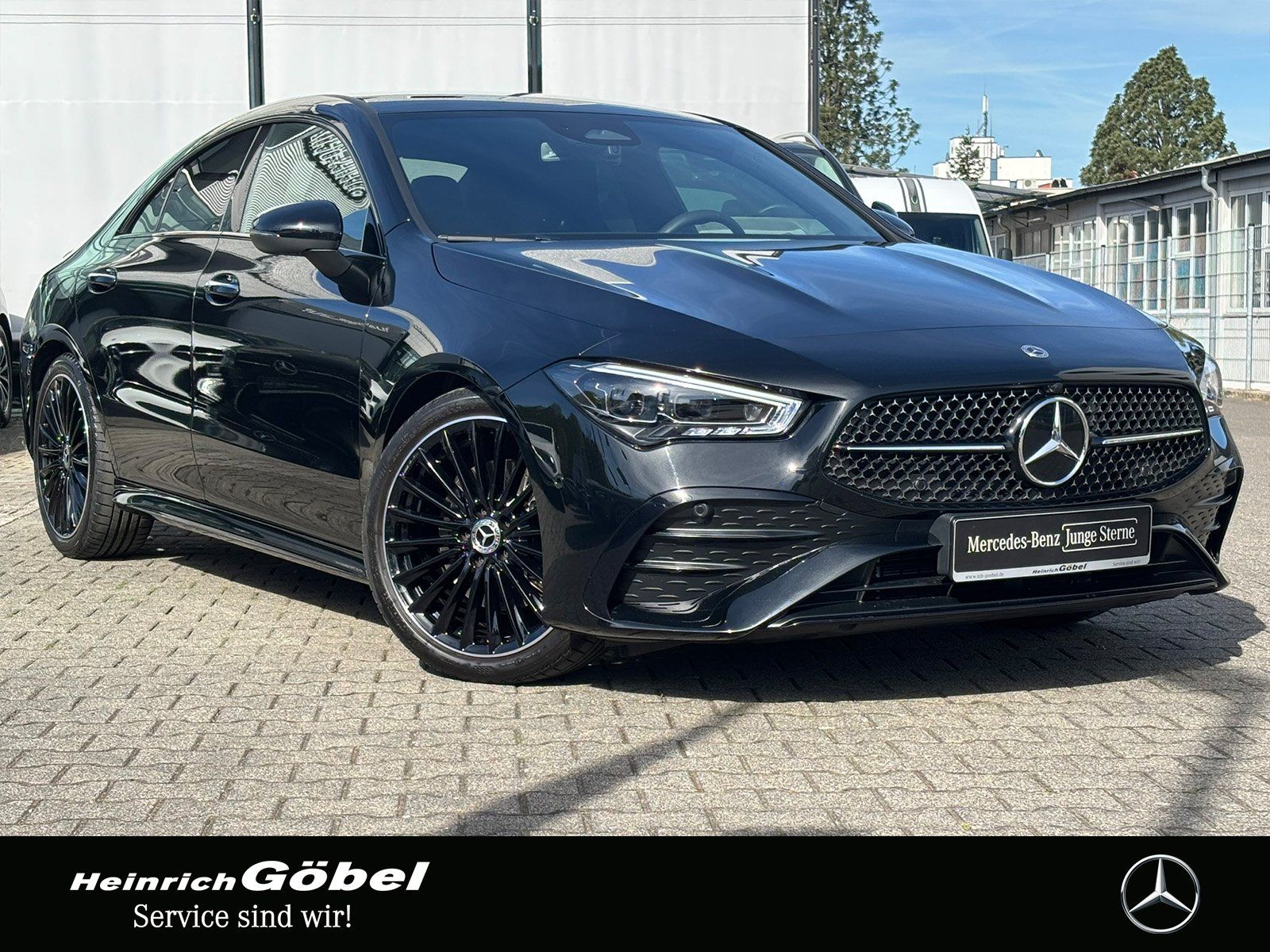 Fahrzeugabbildung Mercedes-Benz CLA 200 AMG*KEYSLESS*APPLE-CARPALY*AMBIENTEBEL