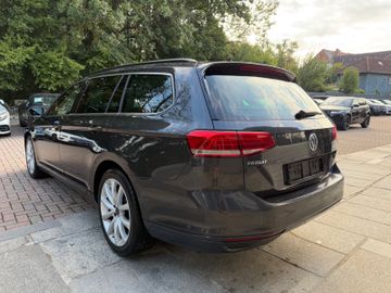 Volkswagen Passat - 7