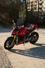 Ducati Streetfighter V4S - DUCATI ST4S