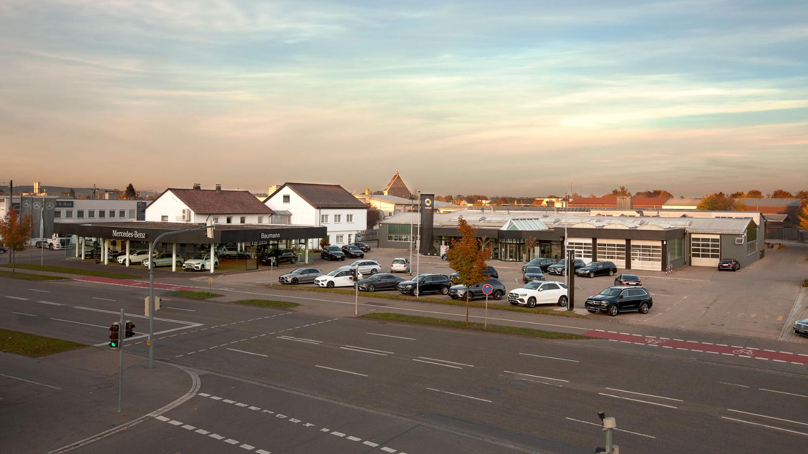 showroom-image-top
