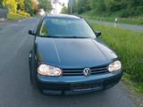 Volkswagen Autom.OceanKlima.AHK.1Hand.1A Tüneu - Volkswagen Golf aus 2003: Kombi
