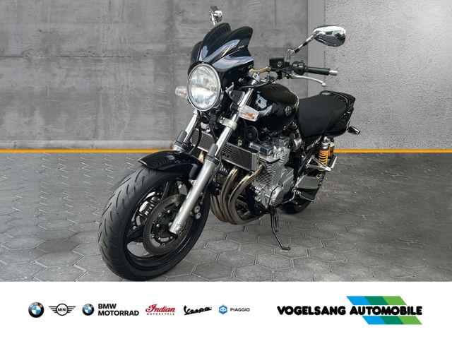 Yamaha XJR 1300