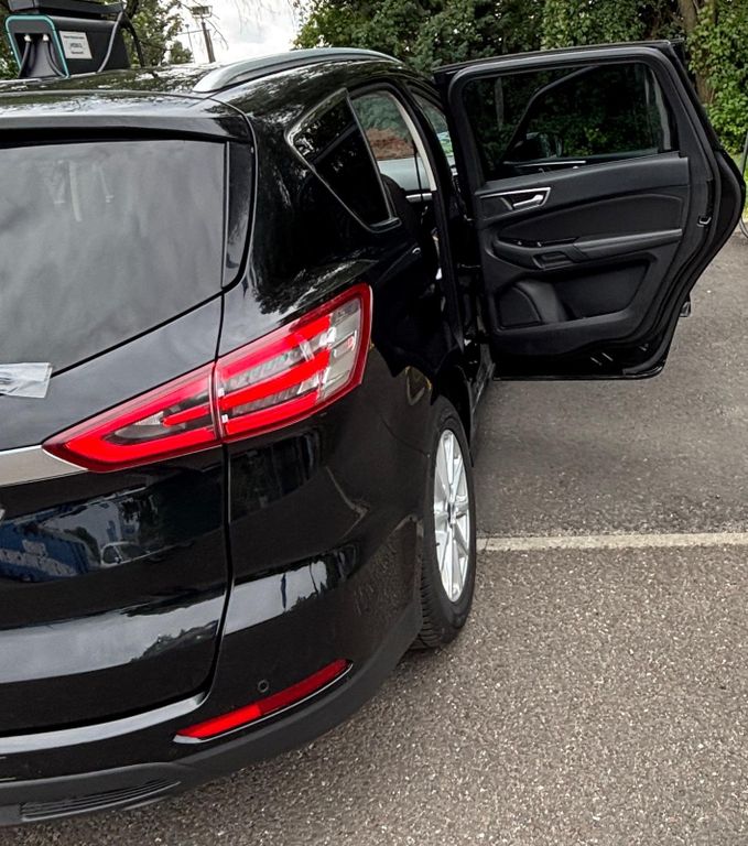Image of Ford S-Max
