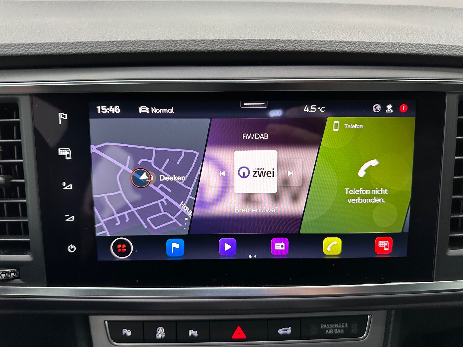 Fahrzeugabbildung SEAT Ateca 2.0 TDI FR DSG AHK/Navi/Dinamica/Beats