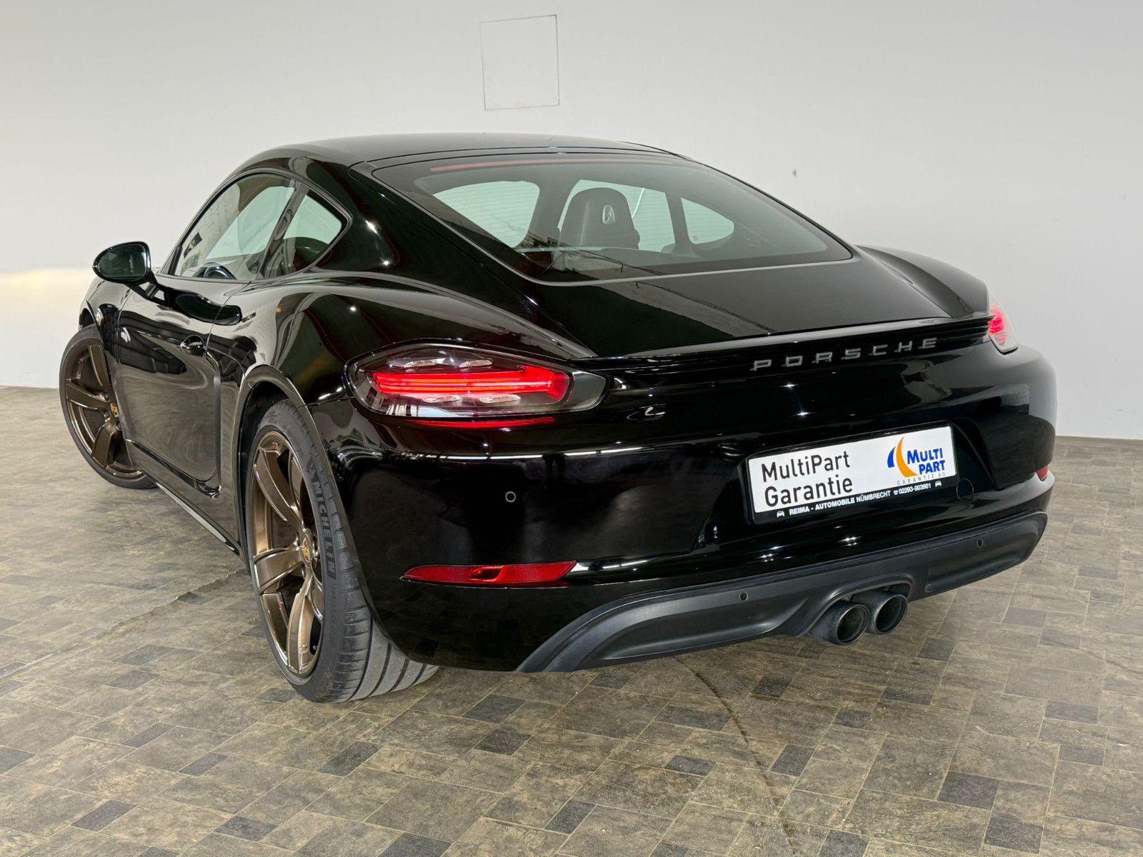 Fahrzeugabbildung Porsche 718 Cayman 2,0i 300PS, Bose, Navi, Leder