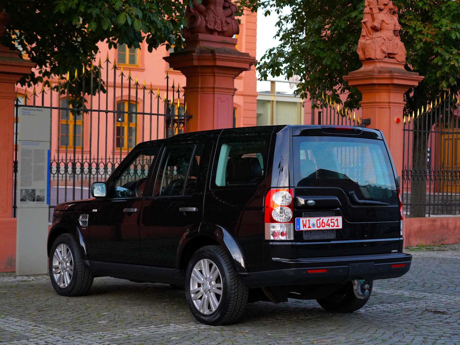 Land Rover Discovery 4 3.0 TDV6 Facelift | 245 ch | BVA | Suspension pneumatique | Caméra de recul | Cuir électrique chauffant | Attelage amovible 3 500 kg | Bi-xénon