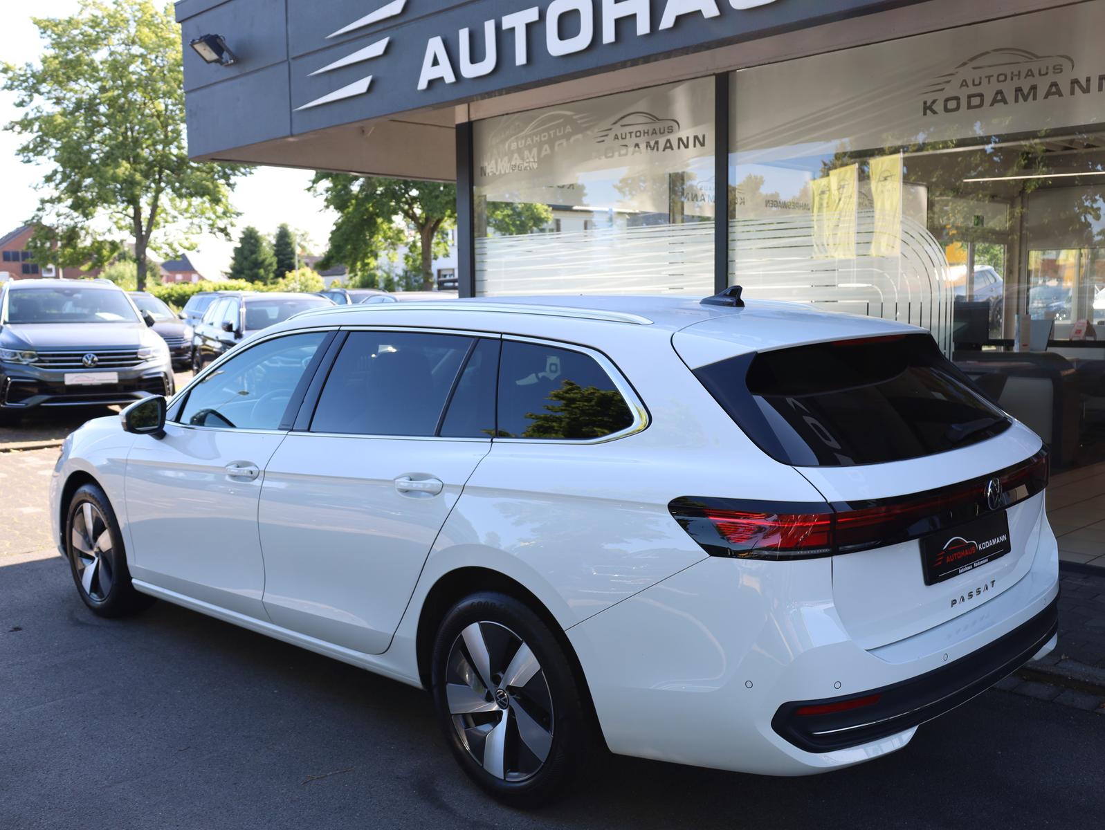 Volkswagen Passat 2.0TDI*HUD*360°K*AHK*Neues Modell, миниатюра 7