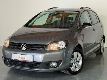Volkswagen Golf - 1