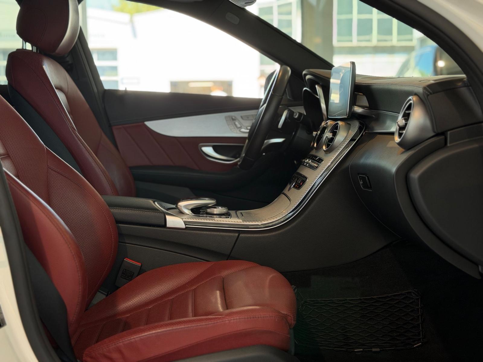 Mercedes-Benz C 43 AMG T 4MATIC*NAVI*360° *PANO *S-DACH *LED *