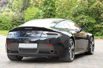 2009 Aston Martin V12 VANTAGE 照片 4