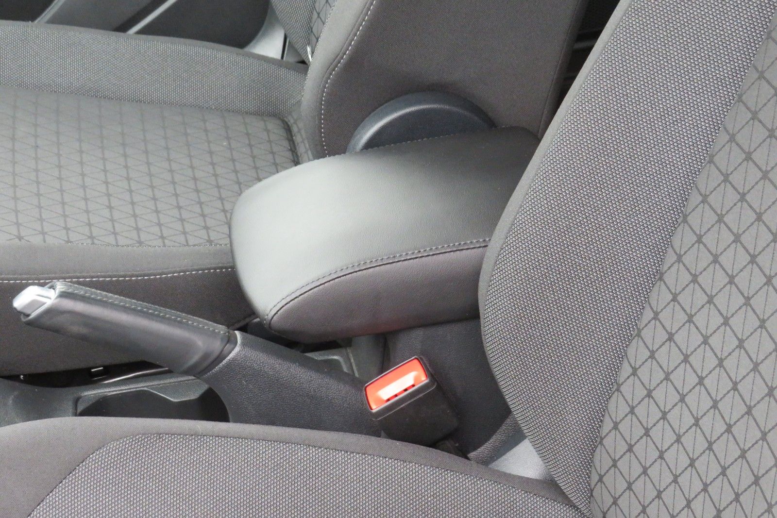 Fahrzeugabbildung Volkswagen T-CROSSLife LED SPORTP. SITZH. NAVI APP "AKTIONS