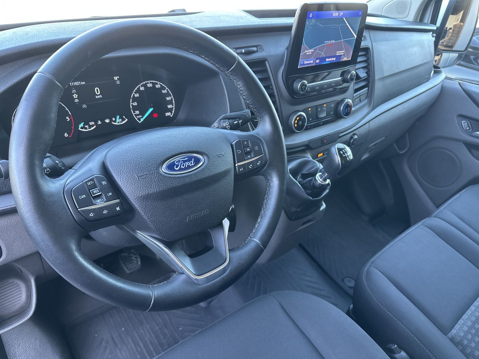 Fahrzeugabbildung Ford Custom 300 L2 NAV+BLUETOOTH+KAMERA+KLIMA+SHZ+PP