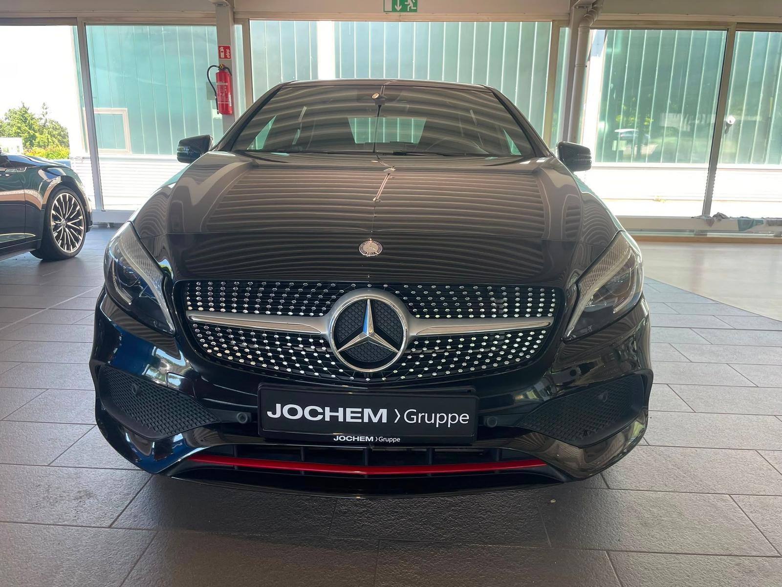 Mercedes-Benz A 250 AMG Sport (Line)*Navi*BusinessP.*LED*Tempo