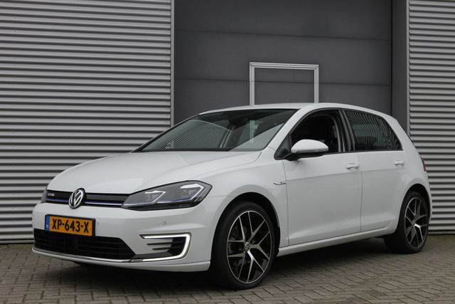 Volkswagen Golf e-Golf I AUT. I 100% ELECTRISCH I NAVI I €