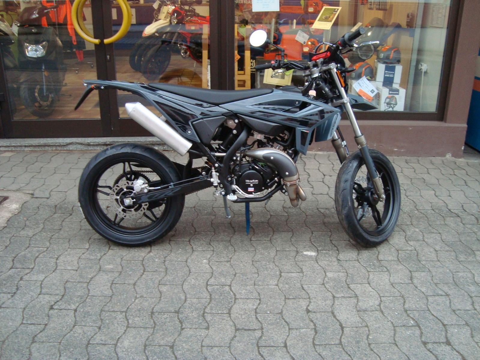 Beta RR  SPM 50 X Special Edition  Super Moto