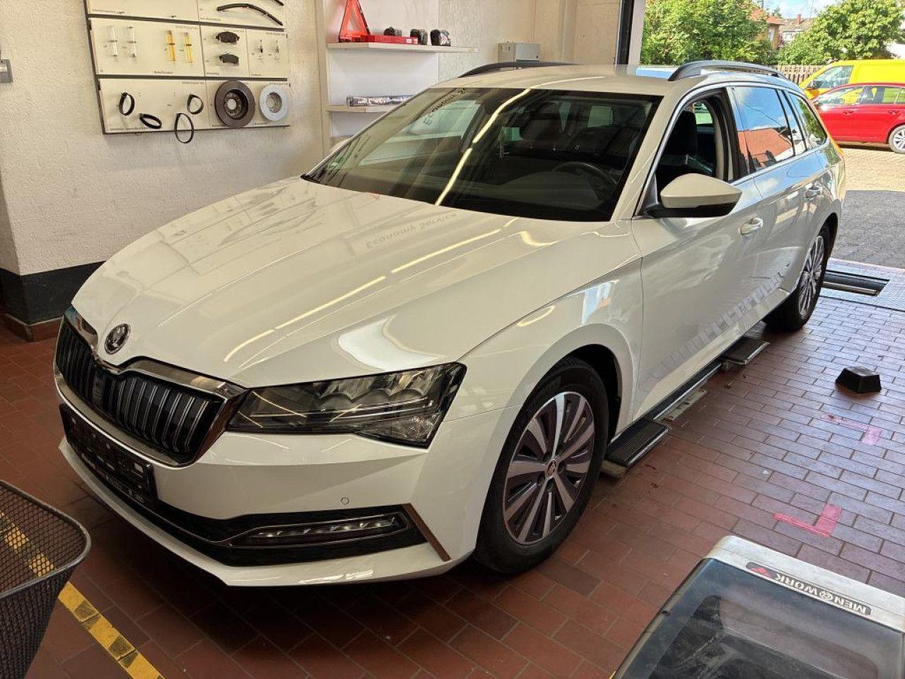 Skoda Superb Combi 1.4 TSI DSG iV Ambition Navi