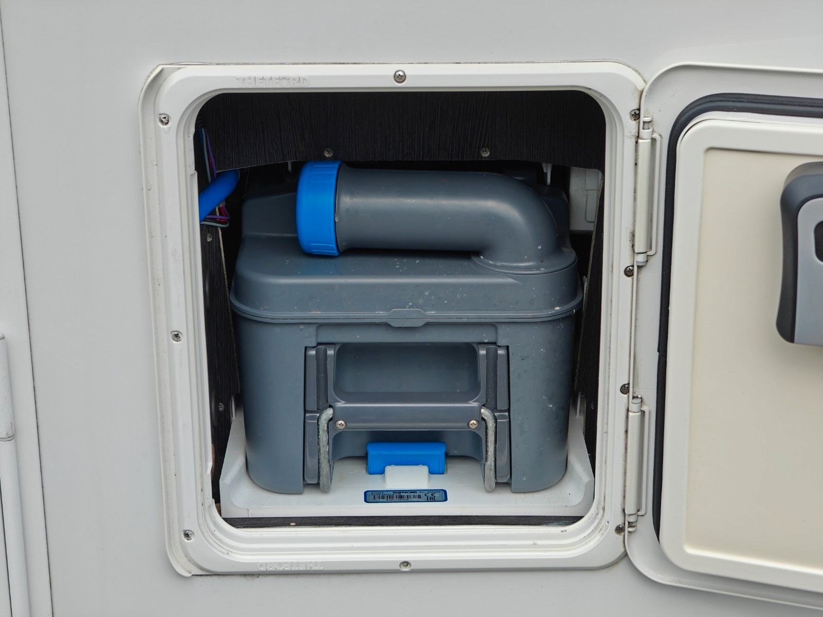 Fahrzeugabbildung Roller Team Kronos 230 TL - Dachklima, Lithium, Solar -