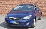 Opel Astra 1.6 KLIMA BI-XENON NAVI TEMPOMAT 8xALU AHK - Opel Astra aus 2010: 1.6