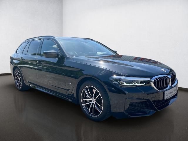 BMW 530 d Touring M Sport PANO+ACC+HEAD UP+50J EMBLE